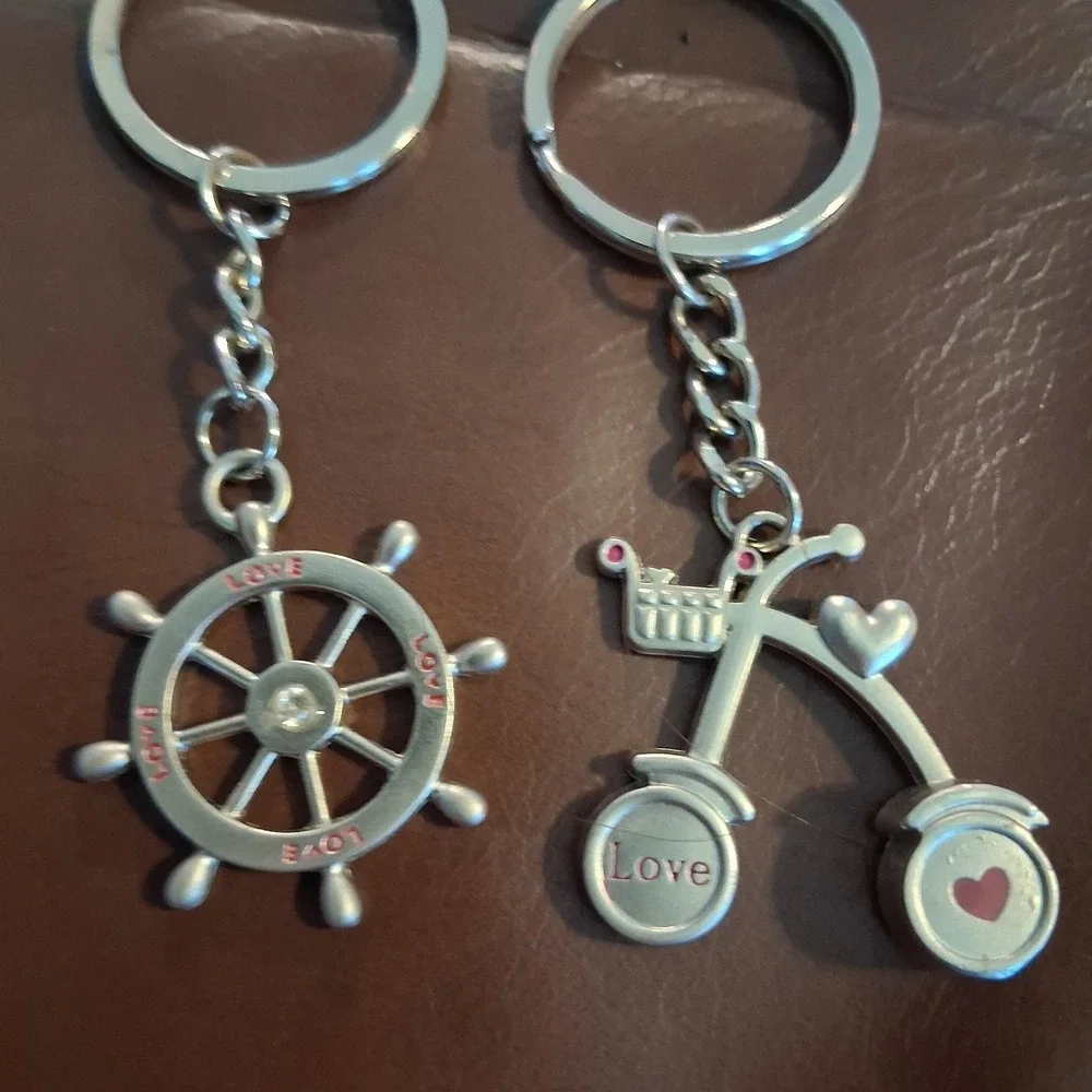 Cute Brushed Nickel Finish Keychains Bag Charm Lot Of 2 Hearts Love Ship...